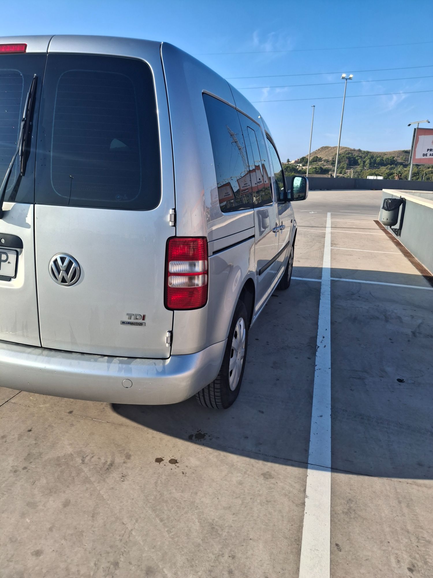 Foto del VOLKSWAGEN Caddy 1.6TDI BMT Comfortline 102