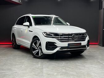 Imagen de VOLKSWAGEN Touareg 3.0TDI V6 R-Line Tiptronic 4Motion 210kW