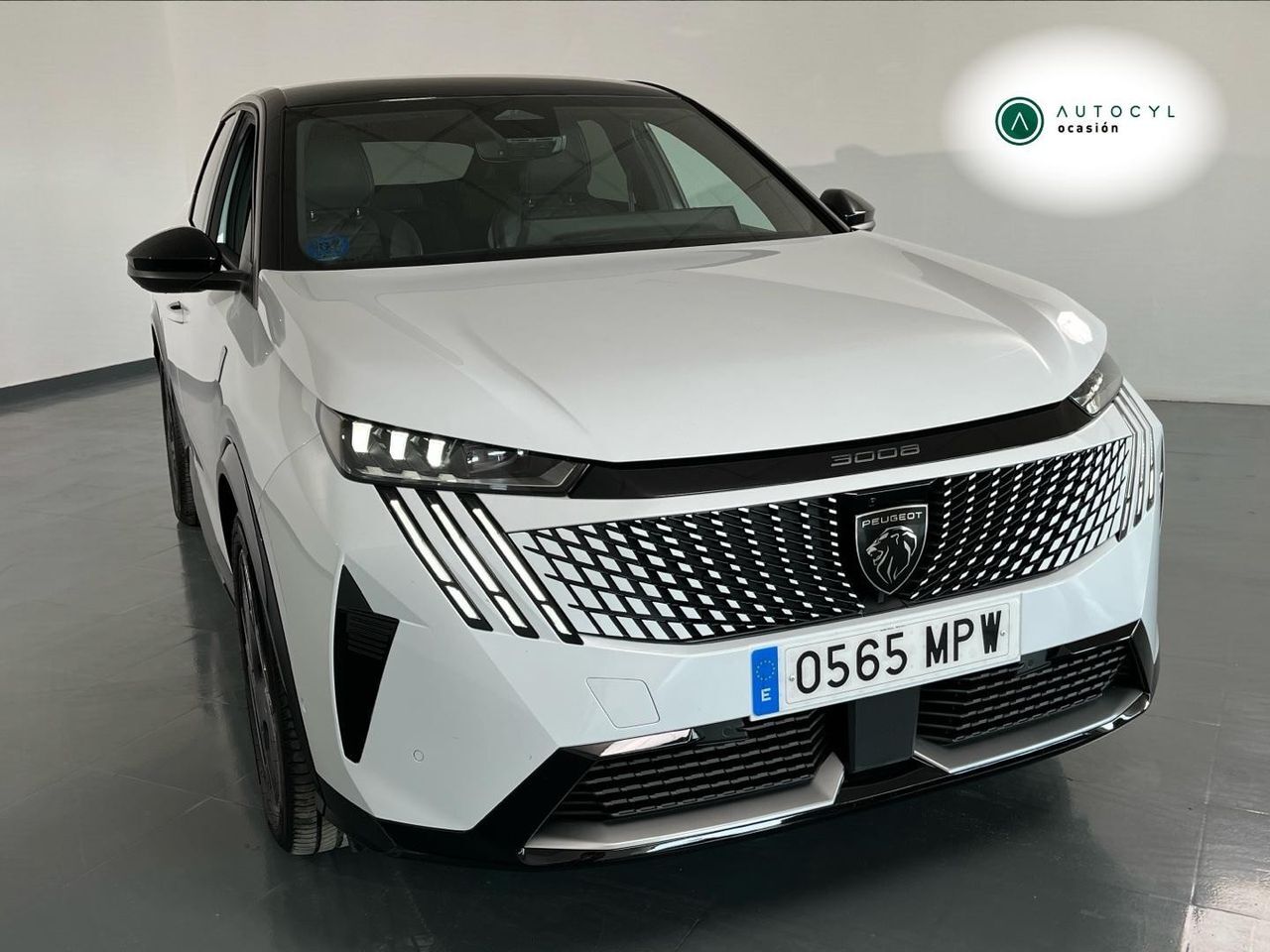 PEUGEOT 3008 SUV (GT Eléctrico 157kW) en Valladolid