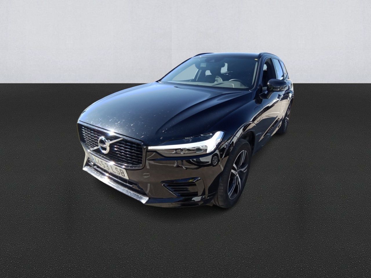 VOLVO XC60 (T6 Recharge R-Design AWD Auto 250 kW (340 CV)) en Madrid