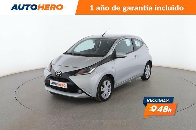 TOYOTA Aygo (1.0 X-Play) en Madrid