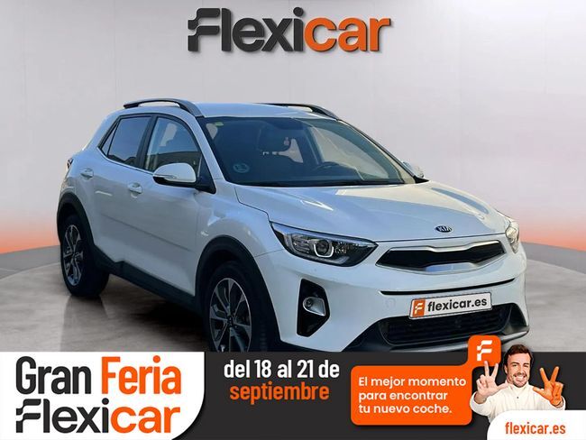 KIA Stonic (1.0 T-GDi 74kW (100CV) Concept) en Cáceres