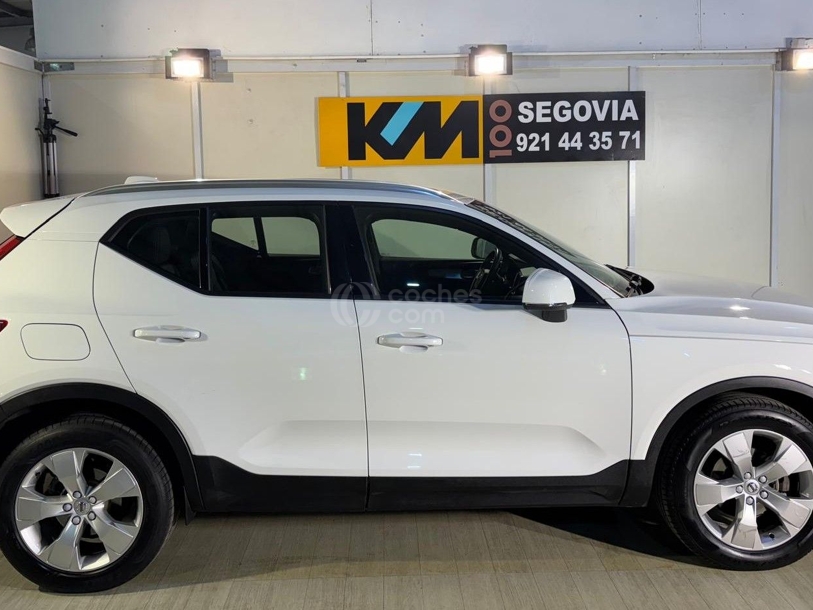 Foto del VOLVO XC40 T3 Momentum Pro