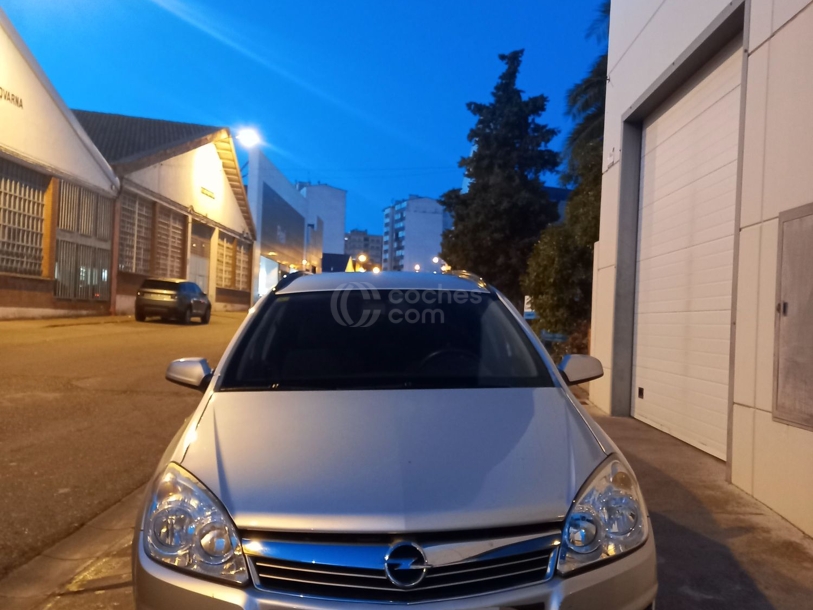 Foto del OPEL Astra GTC 1.7CDTi Enjoy