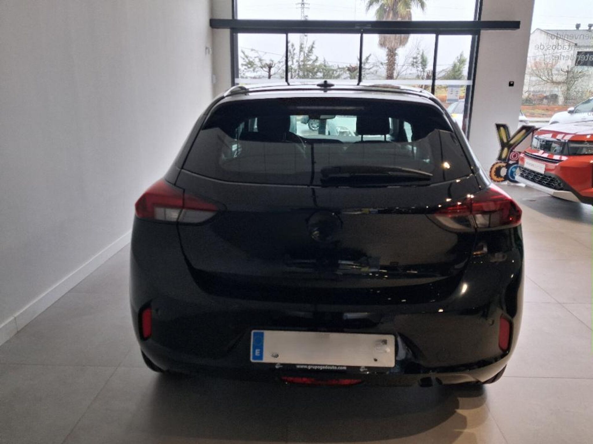 Imagen 2 de OPEL Corsa