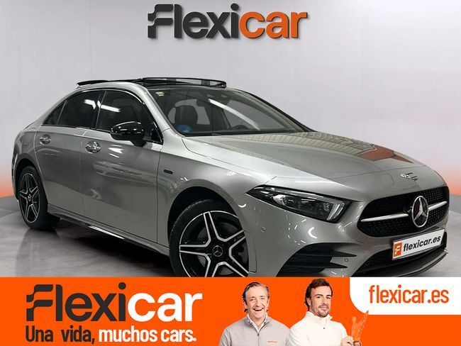 MERCEDES Clase A (Sedán A 250 e) en Barcelona