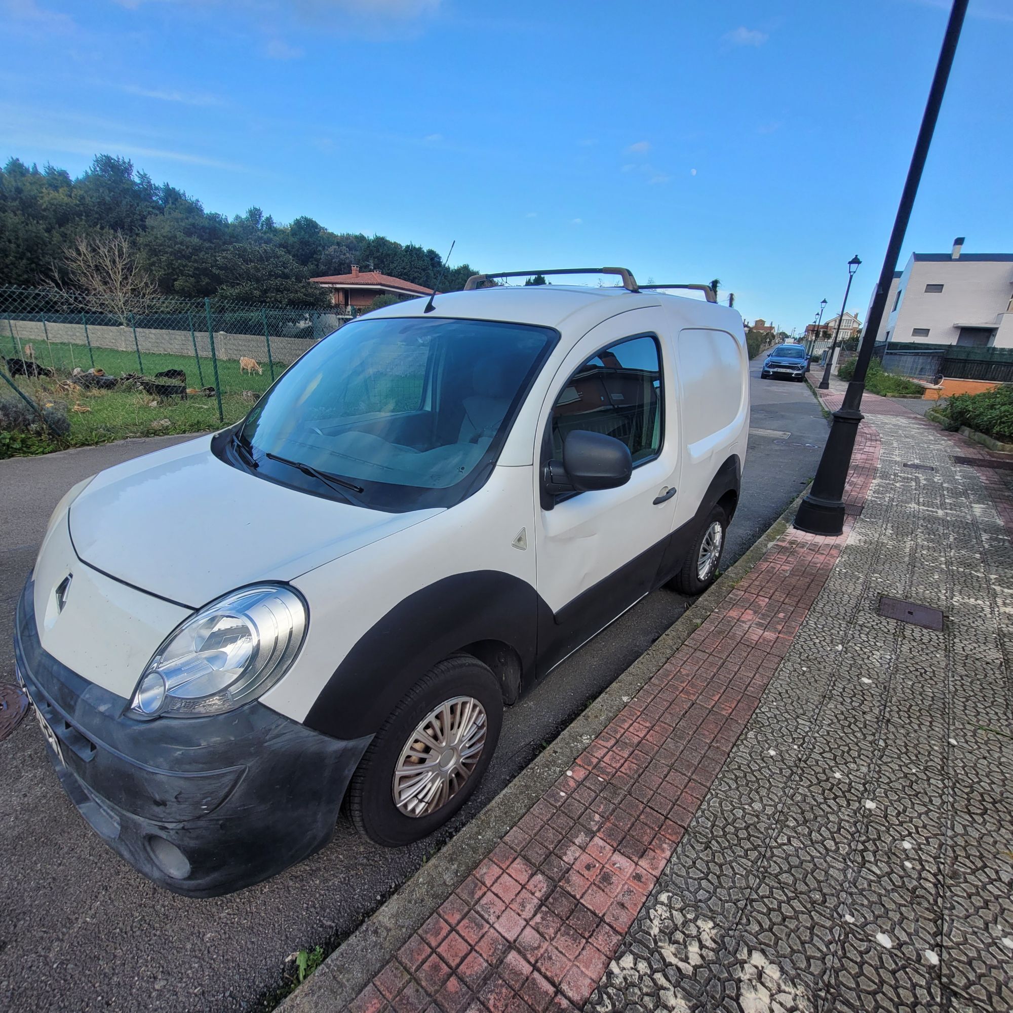 Foto del RENAULT Kangoo Fg. Compact 1.5dCi Prof. 75 E5
