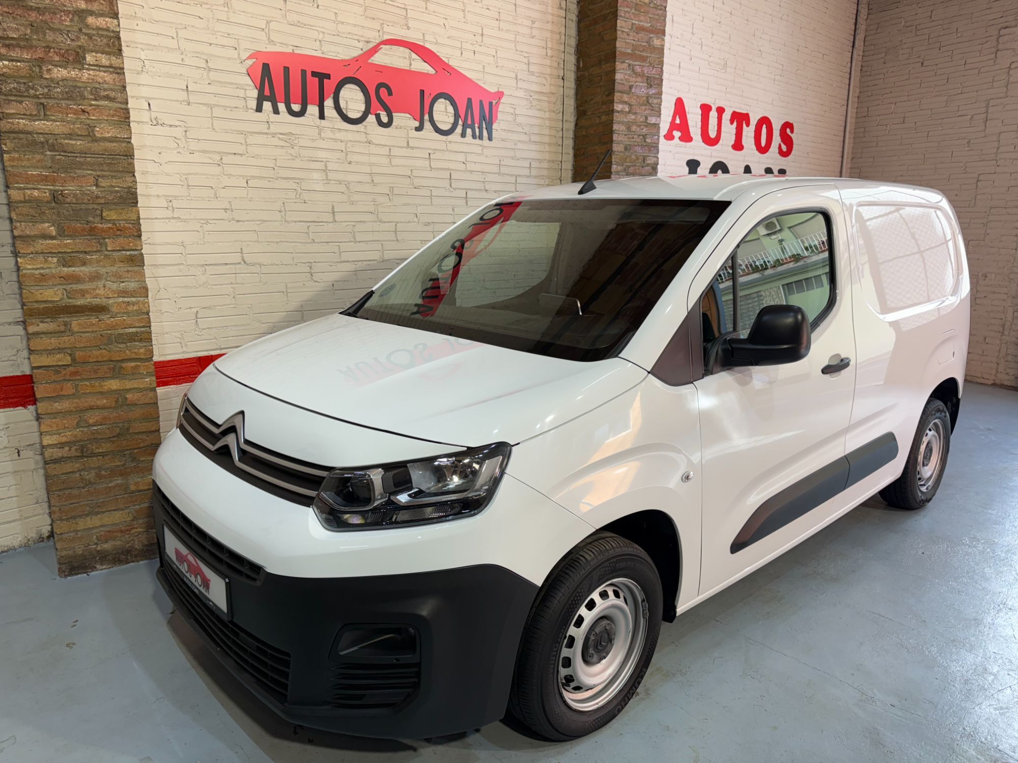 CITROEN Berlingo (Van BlueHDi S&S Talla M Control CA 100) en Barcelona