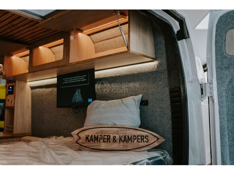 Foto del PEUGEOT Boxer Furgón 2.2BlueHDI 335 L3H2 S&S 140