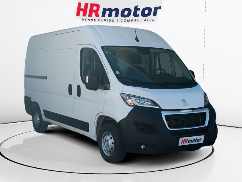 Foto del PEUGEOT Boxer Combi 2.2BlueHDI 333 L2H2 140