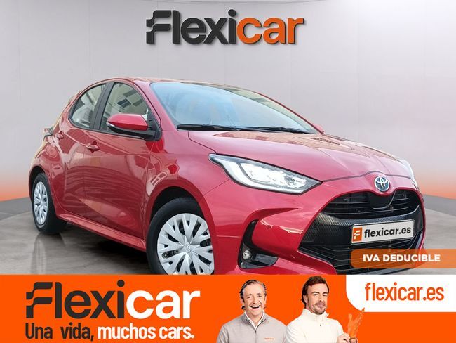 TOYOTA Yaris (1.5 120H Active Plus) en Lugo