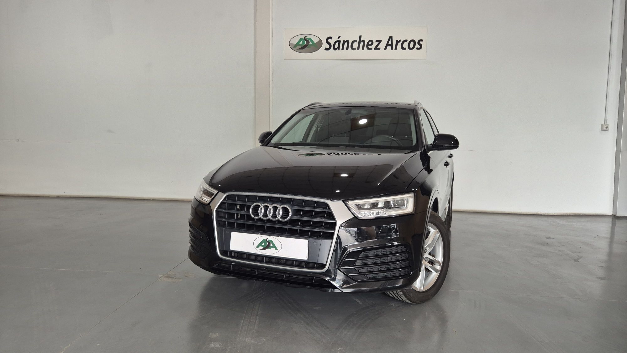 AUDI Q3 (2.0TDI Attraction 110kW) en Granada
