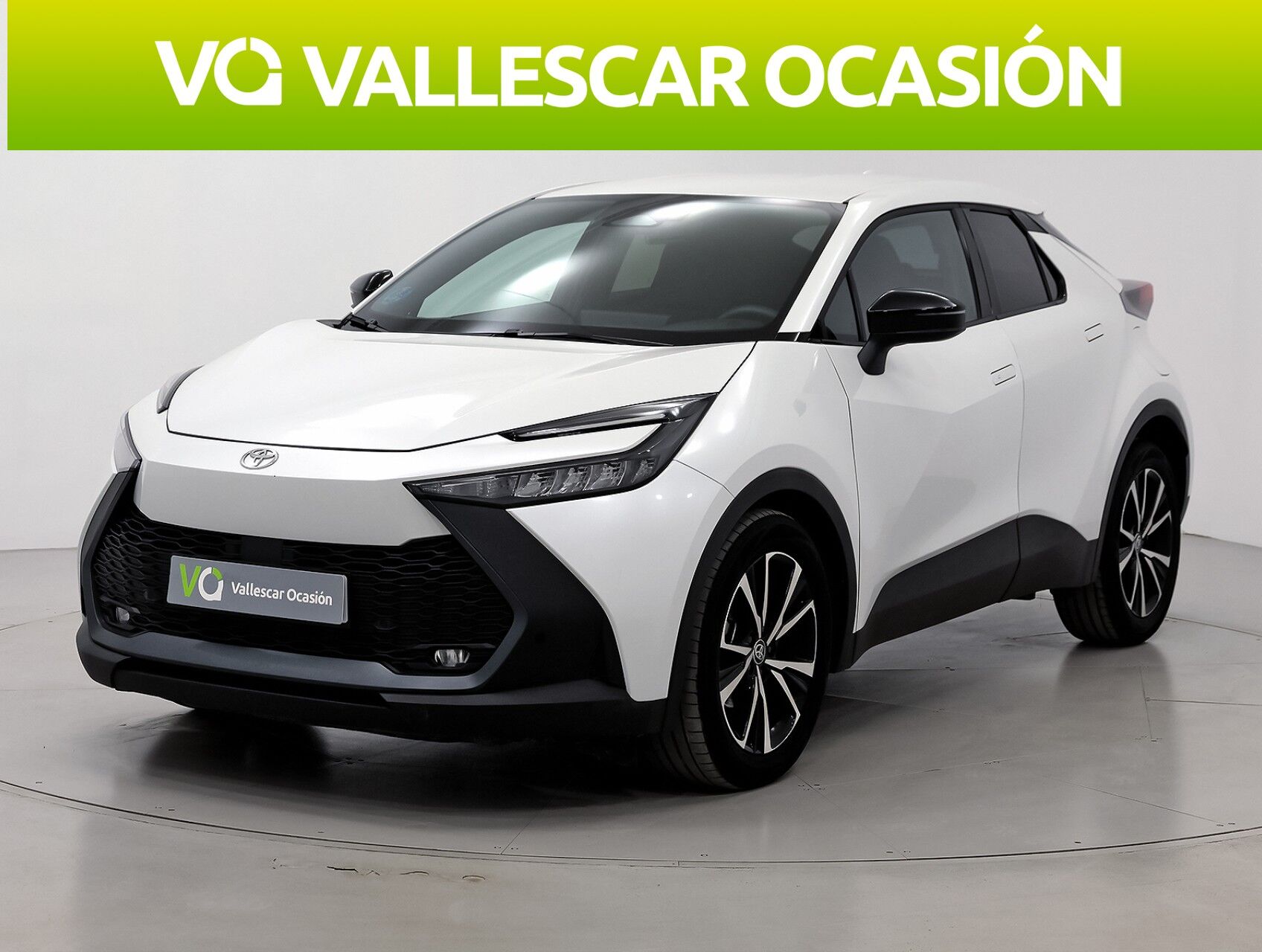 TOYOTA C-HR (ADVANCE 1.8 HEV HYBRID 140 CV CVT 5P) en Barcelona