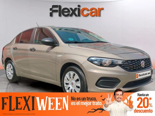 FIAT Tipo (1.4 16v Easy 70kW (95CV) gasolina 5p.) en Madrid