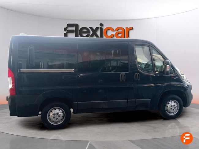 Foto del FIAT Ducato Combi 30 2.3Mjt Corto 110kW