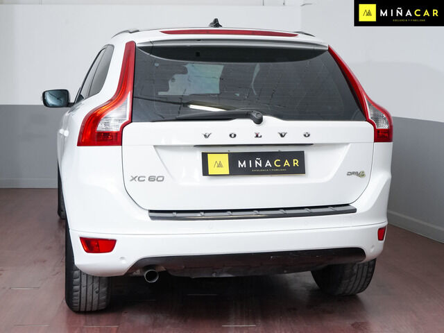 Foto del VOLVO XC60 D3 Kinetic AWD