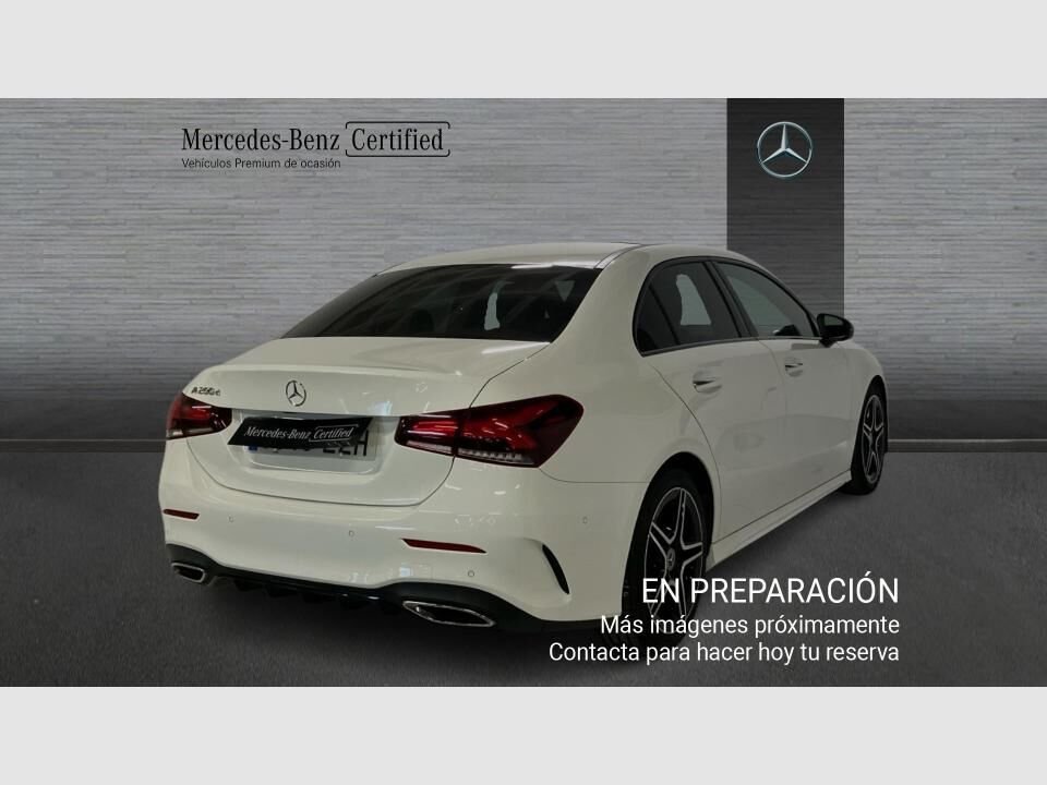 Foto del MERCEDES Clase A A 180d Sedán 8G-DCT