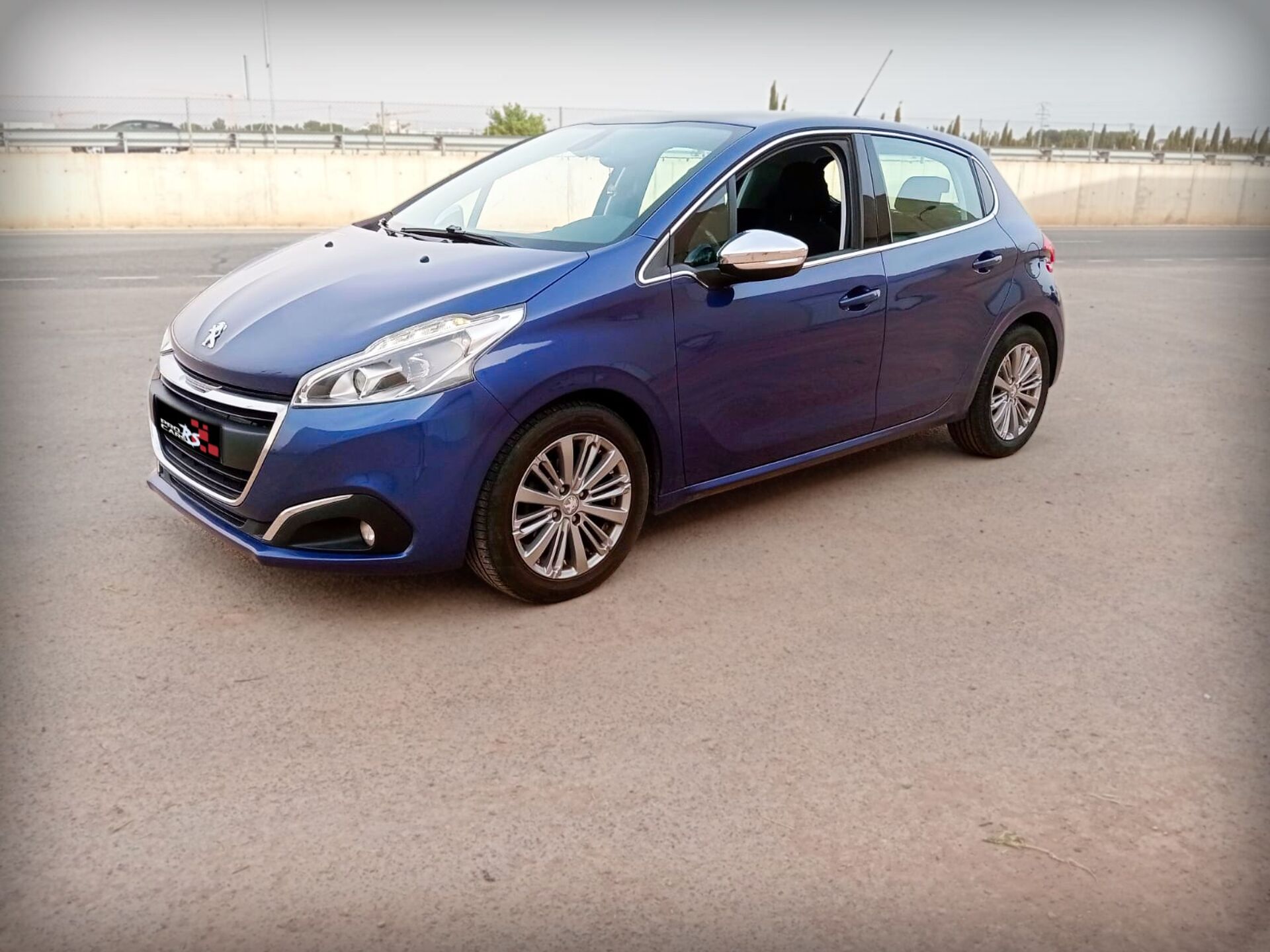 Imagen de PEUGEOT 208