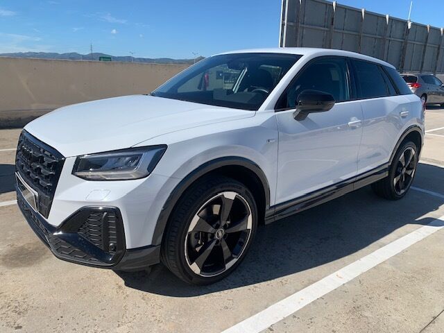 AUDI Q2 (S line 35 TFSI 110 kW (150 CV) S tronic) en Barcelona