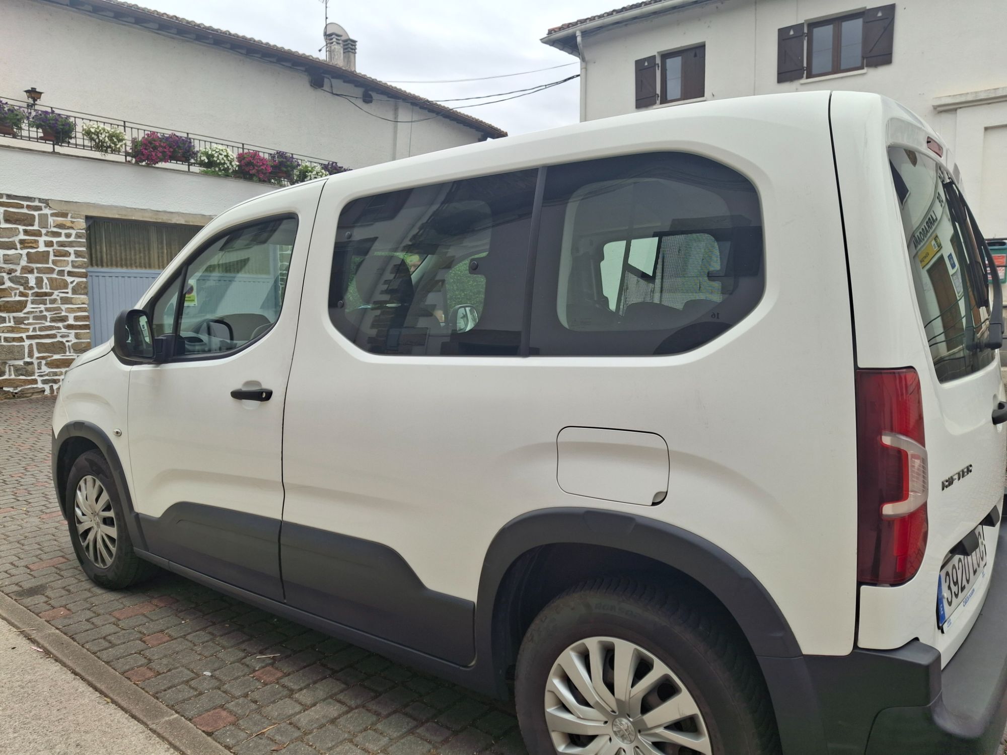 Foto del PEUGEOT Rifter 1.5BlueHDi S&S Standard Active 100