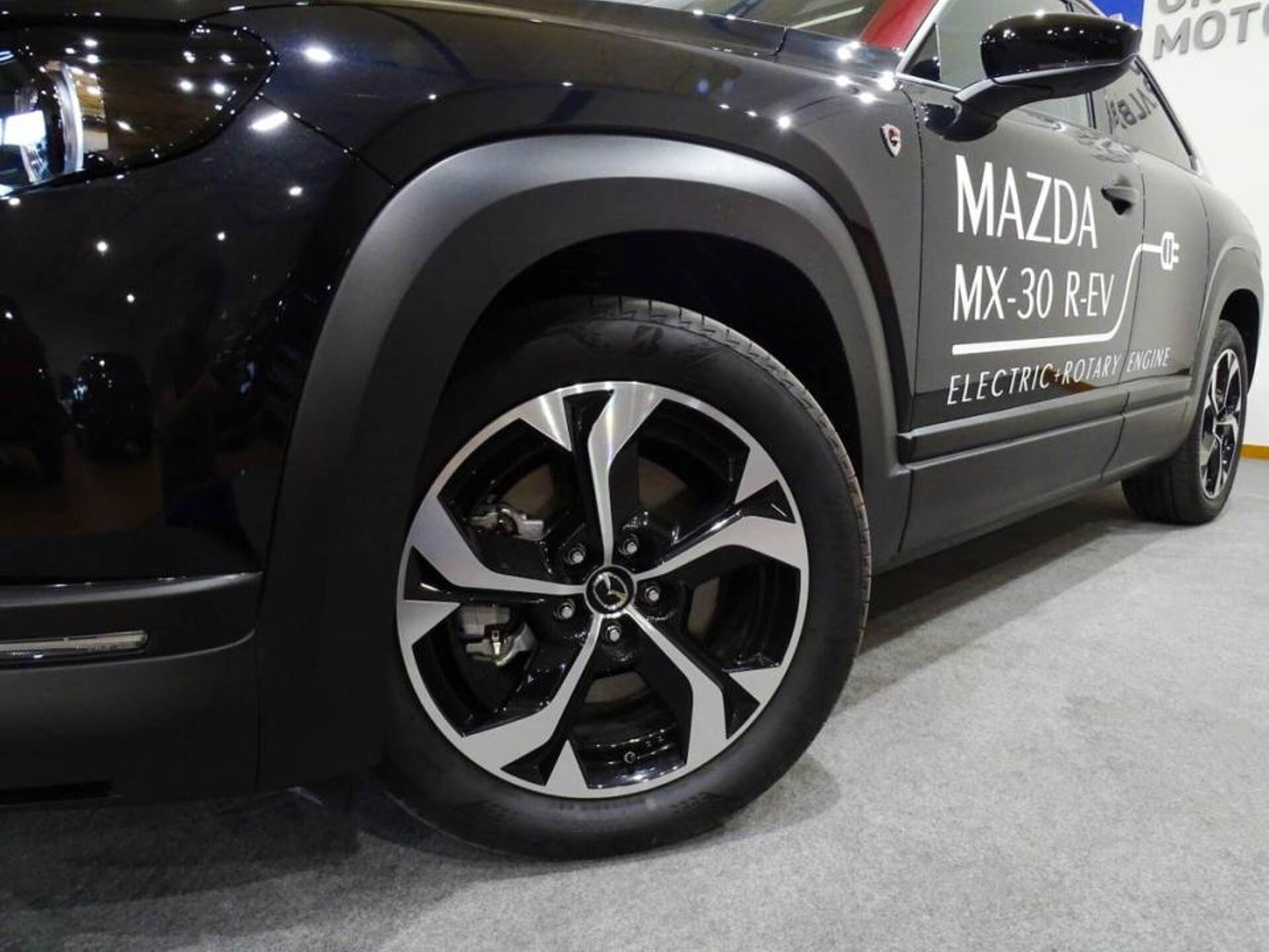 Imagen 2 de MAZDA MX-30