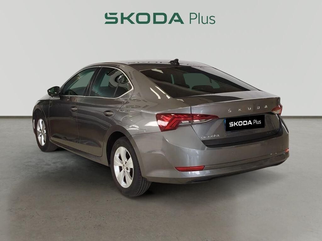 Foto del SKODA Octavia 2.0TDI Ambition DSG 110kW