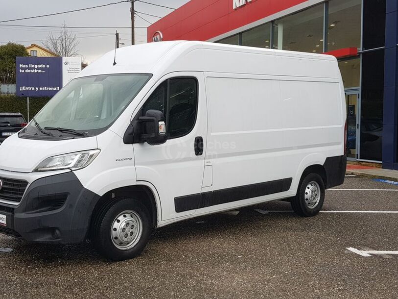 Foto del FIAT Ducato Fg. 33 2.3Mjt L2 H2 120CV