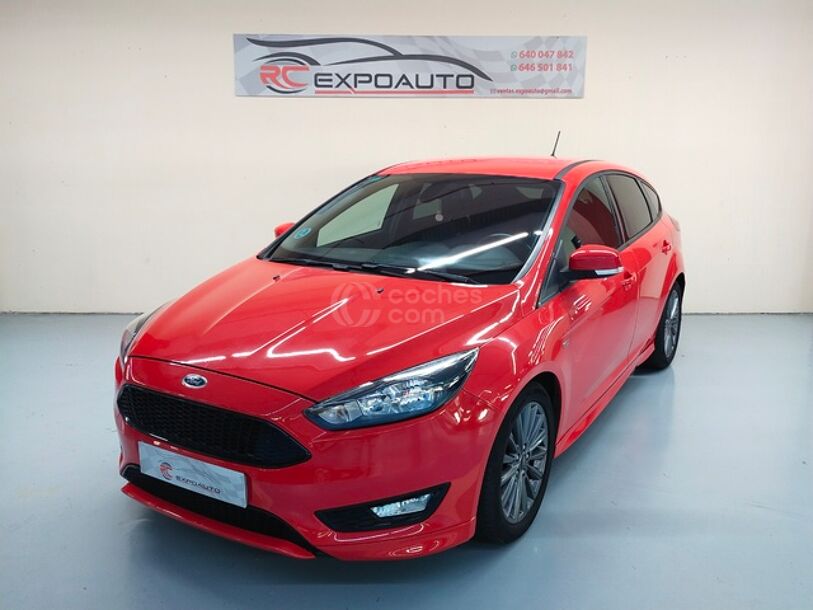 Foto del FORD Focus 1.0 Ecoboost Red&Black Edition 125
