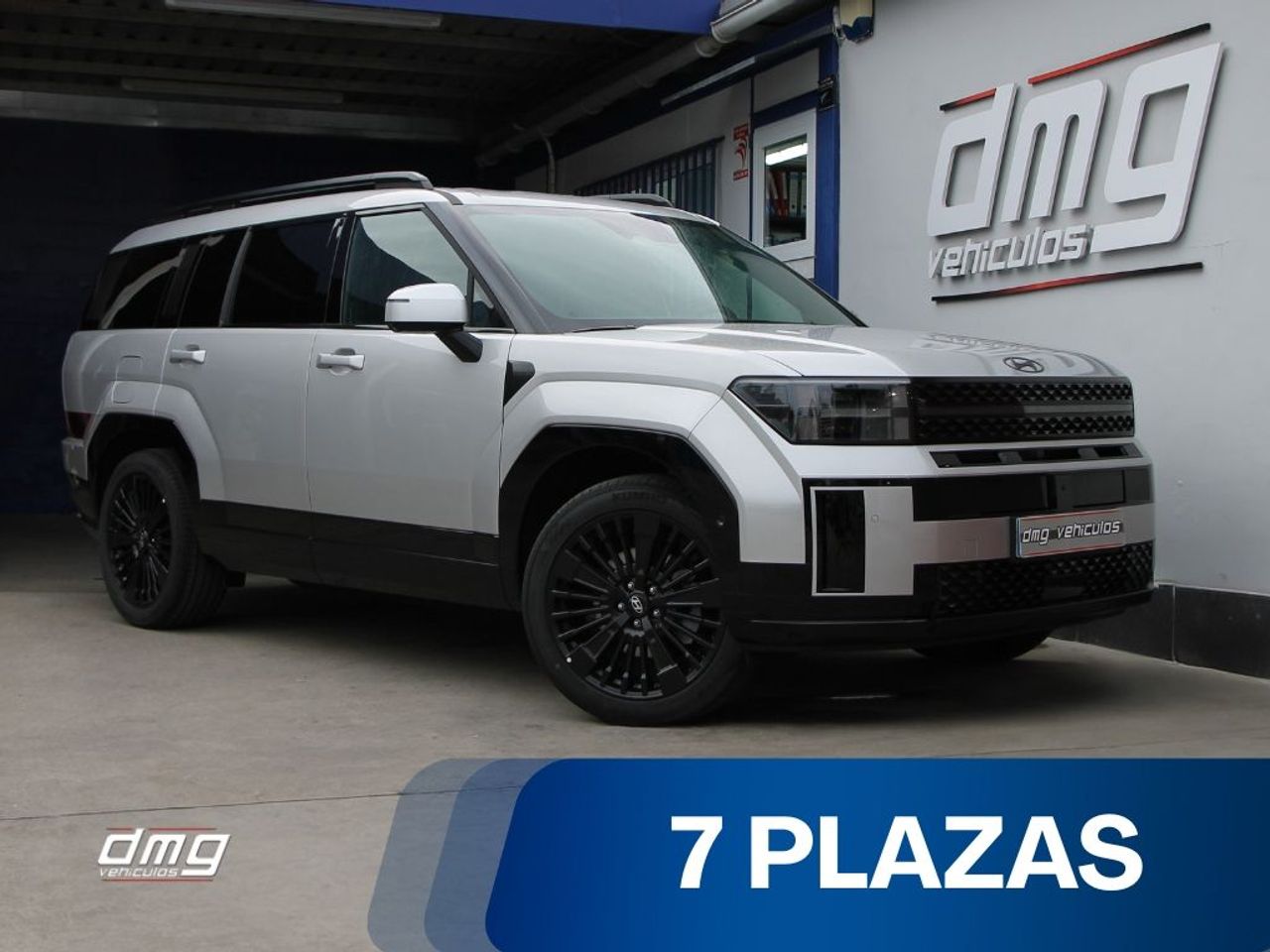 HYUNDAI Santa Fe (HEV 1.6T 4X4 AT Calligraphy 215Cv 7plazas) en Barcelona