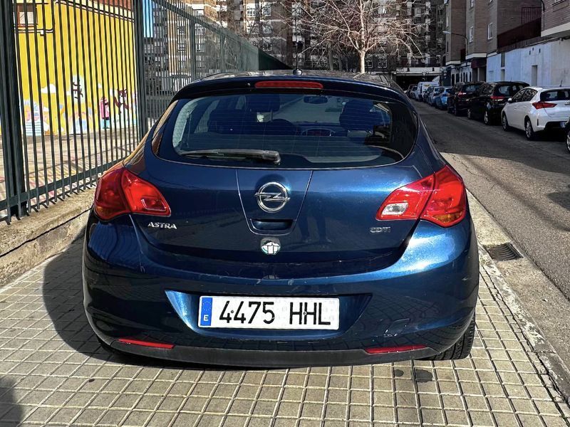 Foto del OPEL Astra 1.7CDTI Enjoy 125