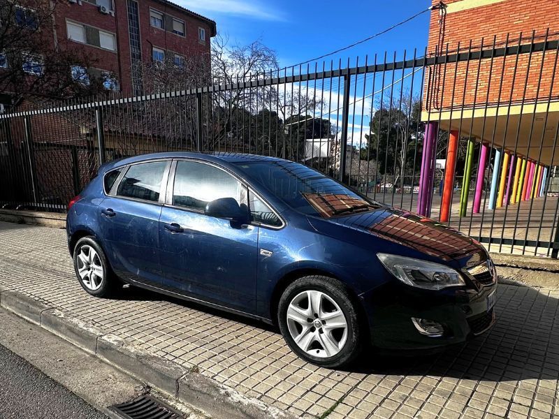 Foto del OPEL Astra 1.7CDTI Enjoy 125