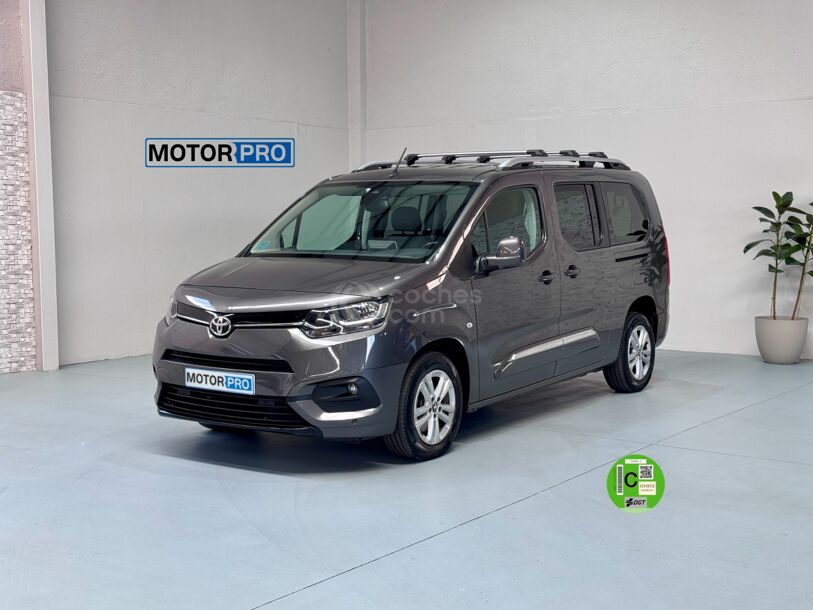 Foto del TOYOTA Proace City Verso Family L2 1.5D 7pl. Active