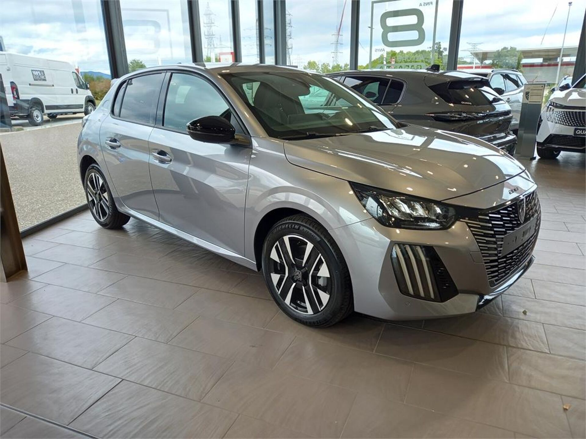 Imagen 3 de PEUGEOT 208