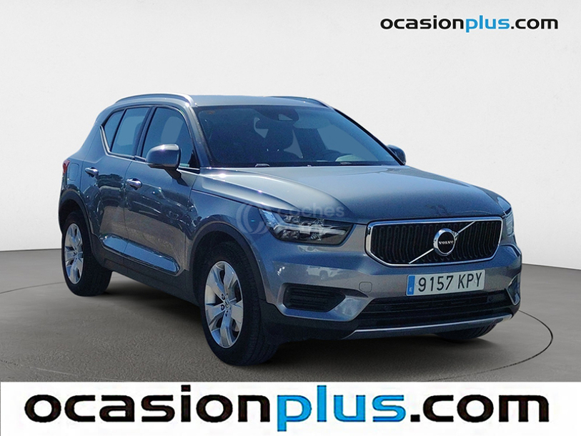 Foto del VOLVO XC40 D4 Momentum AWD Aut.