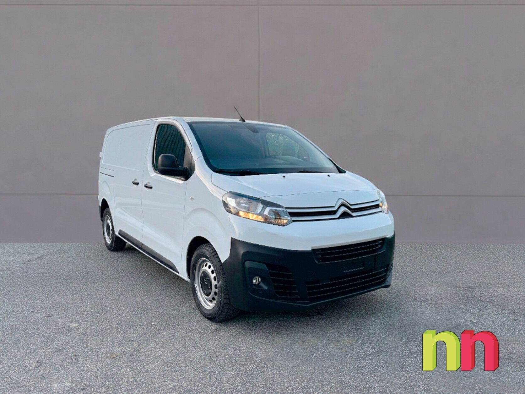 Foto del CITROEN Jumpy Combi BlueHDI Talla XL Confort 140 S&S