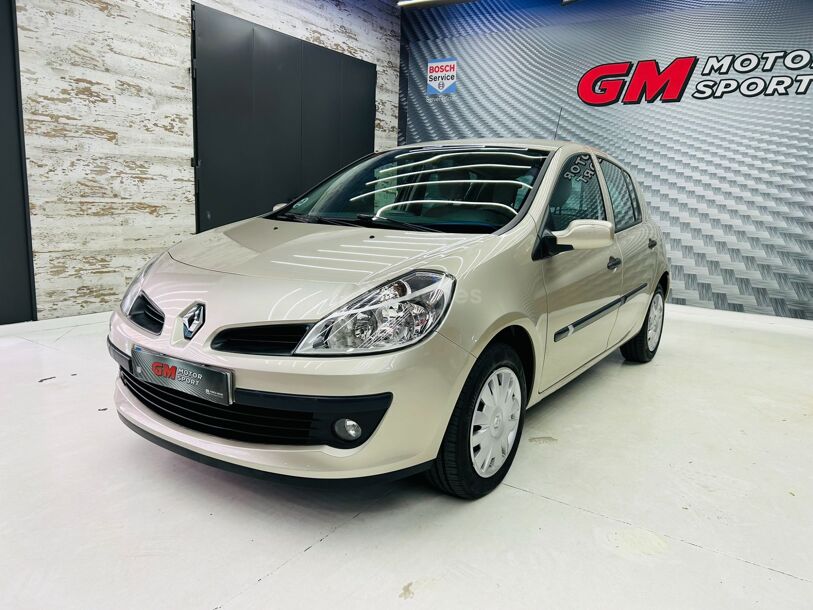 Foto del RENAULT Clio 1.5DCI Confort Expression 85 eco2