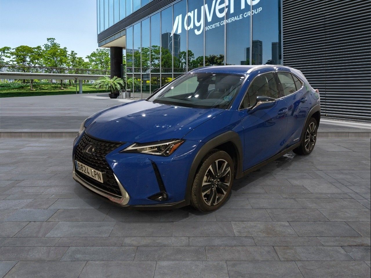 LEXUS UX (250h Premium 135 kW (184 CV)) en Madrid