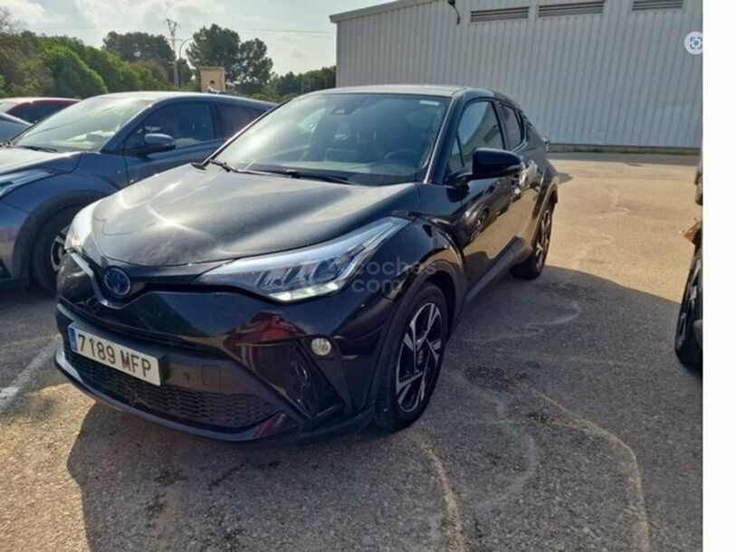 Foto del TOYOTA C-HR 125H Advance