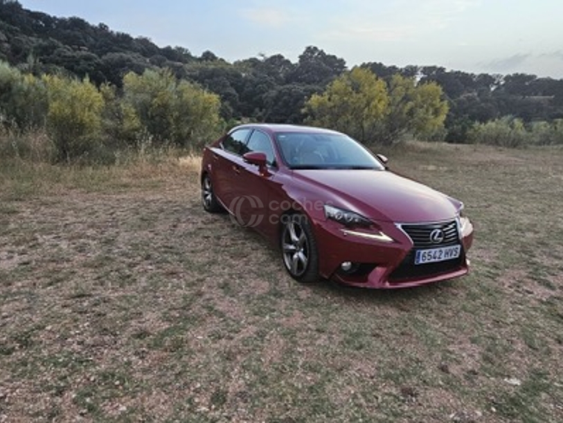 Foto del LEXUS IS 300h Luxury Safety