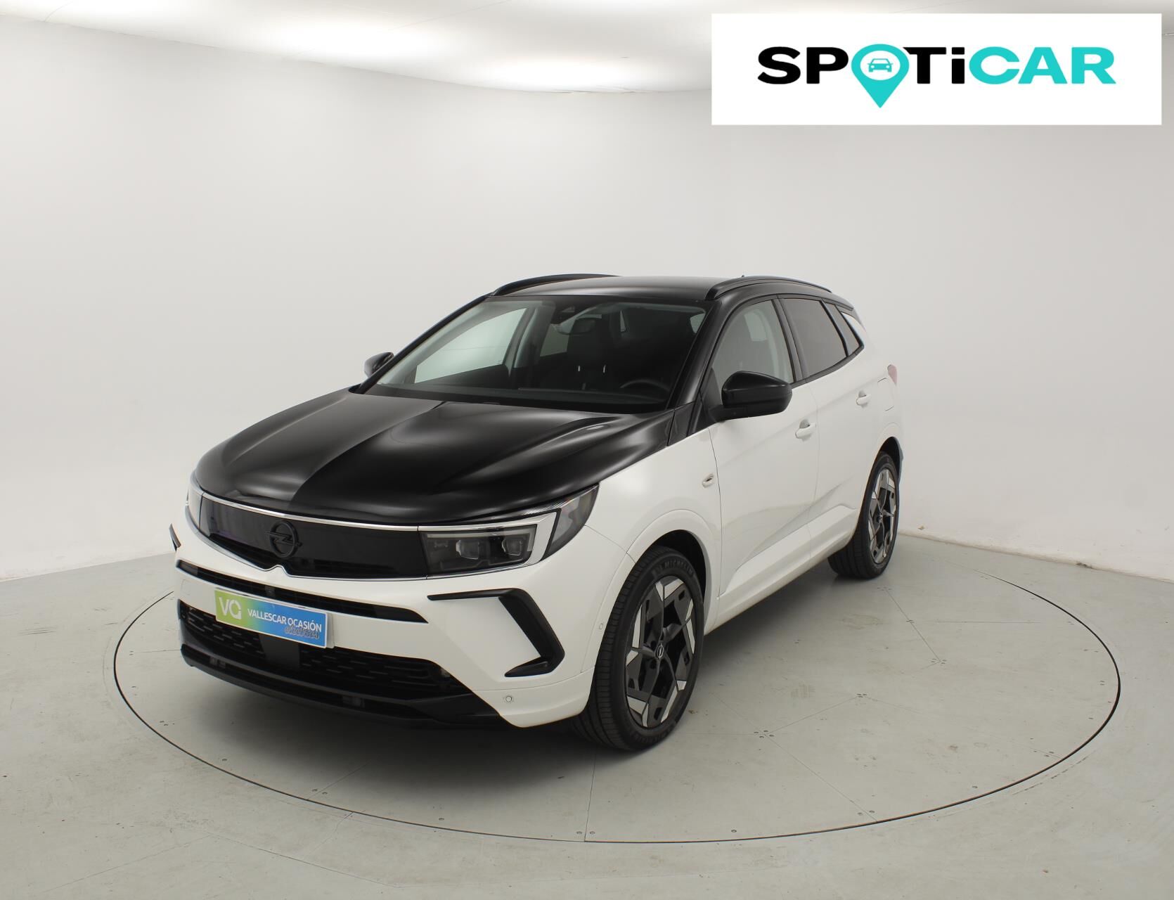 OPEL Grandland (GS E PHEV 300 CV AT8) en Barcelona