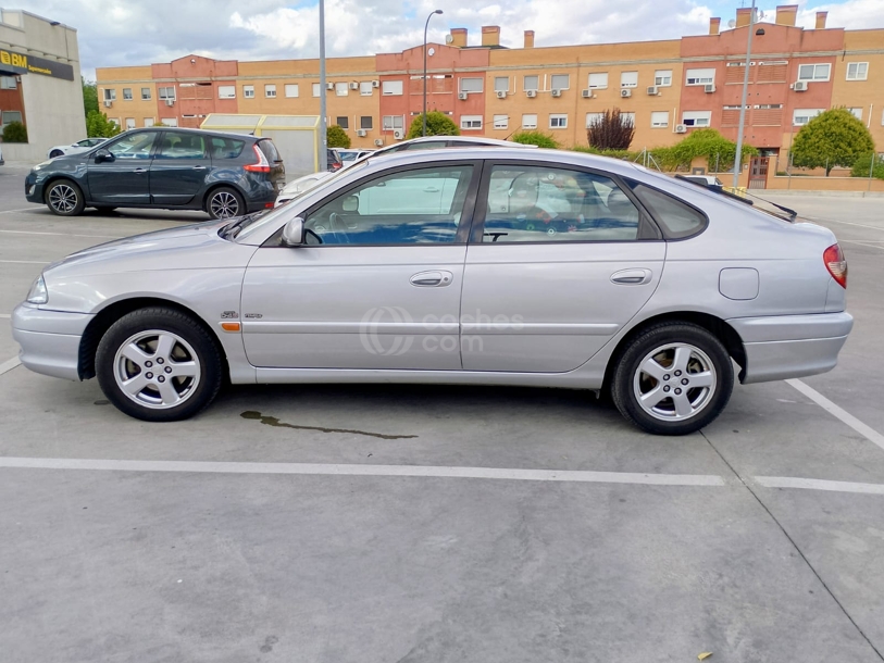 Foto del TOYOTA Avensis 2.0 D4-D Tempus