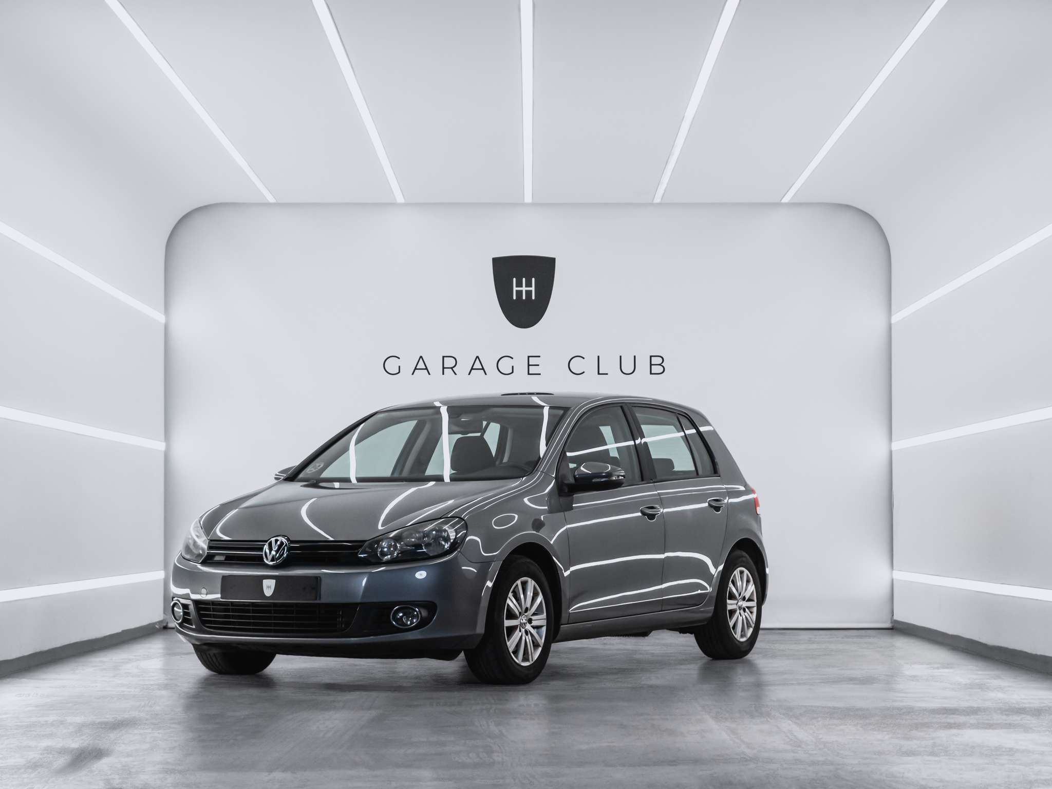 VOLKSWAGEN Golf (Golf VI 1.6 TDI Advance BMT) en Barcelona