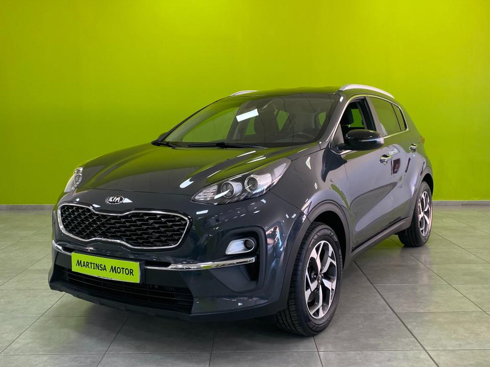 KIA Sportage (Business 4x2 1.6 CRDI 136CV MHEV) en Málaga