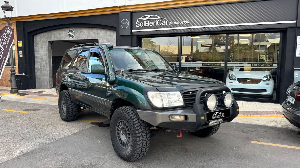 TOYOTA Land Cruiser (HDJ 100 Station Wagon) en Málaga