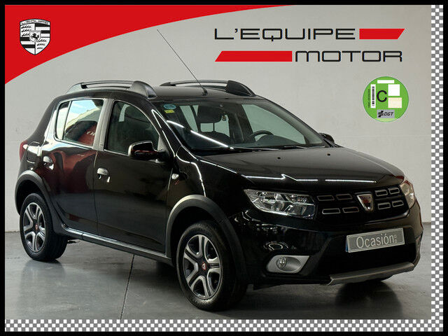 DACIA Sandero (Serie Limitada Xplore TCe 66 kW (90 CV)) en Barcelona