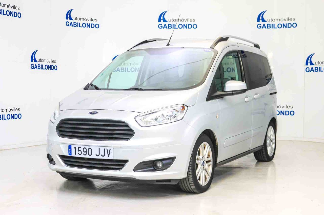 FORD Tourneo Courier (1.0 EcoBoost 100cv Titanium) en Valladolid