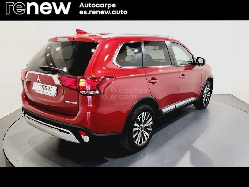 Foto del MITSUBISHI Outlander 200 MPI Motion 2WD 7pl. CVT