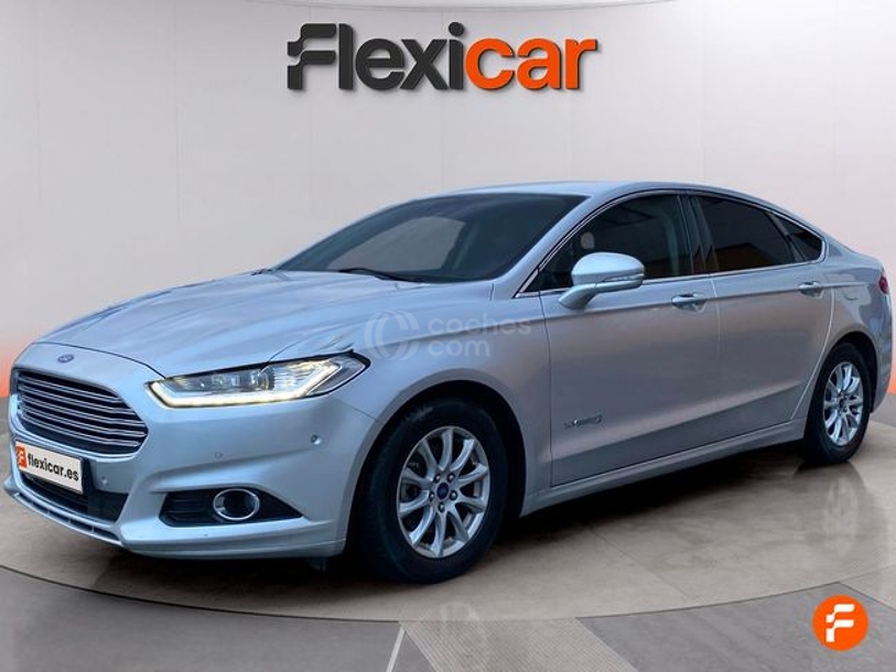 Foto del FORD Mondeo Sedán 2.0 HEV Titanium