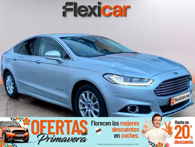 Foto del FORD Mondeo Sedán 2.0 HEV Titanium
