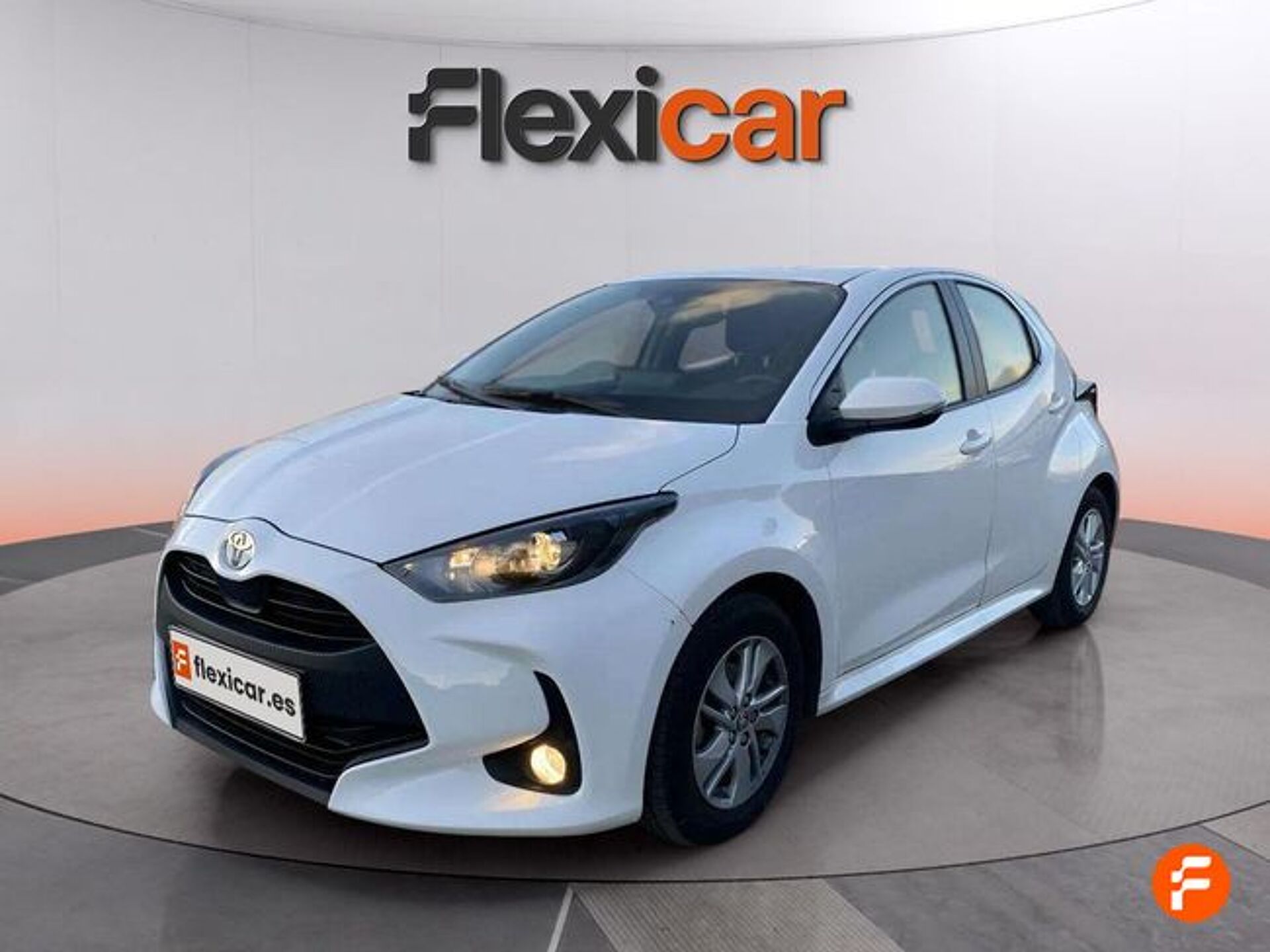 Imagen 2 de TOYOTA Yaris